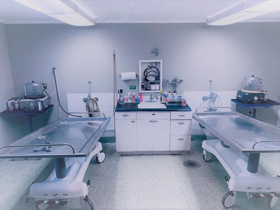 TITAN Hydraulic Embalming Table + Standard & XL Dressing Table Bundle — detail 13